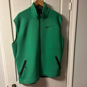 Nike Therma Fit performance vest